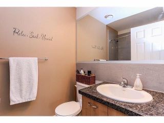 Photo 11: 77 6671 121ST Street in Surrey: West Newton Townhouse for sale in "SALUS" : MLS®# F1430529