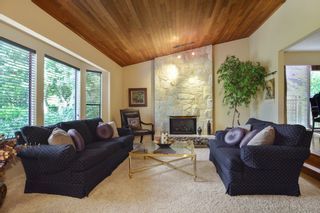 Photo 3: 6880 ROCKFORD Place in Delta: Sunshine Hills Woods House for sale in "SUNSHINE HILLS" (N. Delta)  : MLS®# R2093097