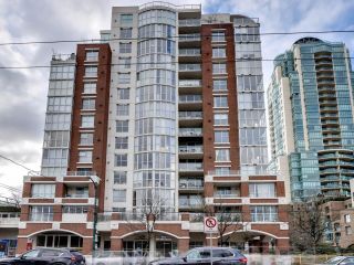 Photo 1: 903 1255 MAIN Street in Vancouver: Downtown VE Condo for sale in "STATION PLACE" (Vancouver East)  : MLS®# R2755569