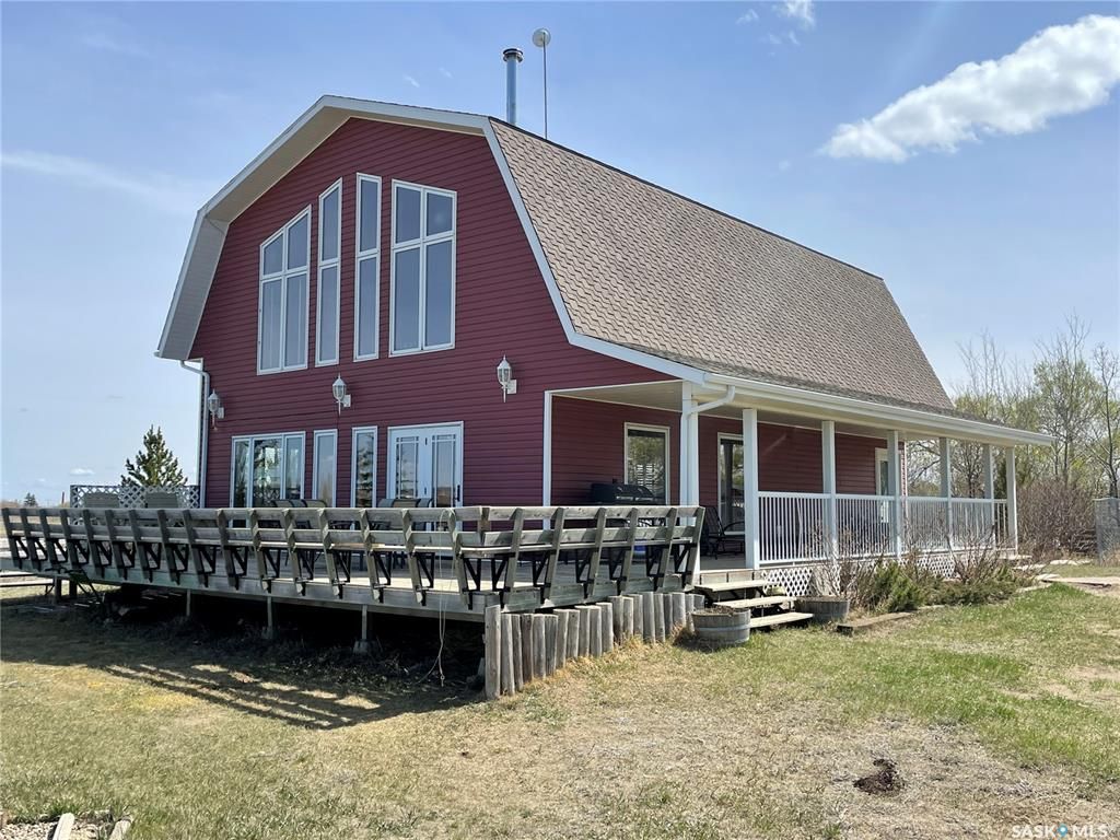 Main Photo: Town of Battleford Acreage in Battleford: Residential for sale : MLS®# SK894818