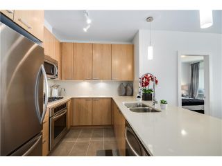 Photo 2: 907 2789 SHAUGHNESSY Street in PORT COQUITLAM: Central Pt Coquitlam Condo for sale (Port Coquitlam) 