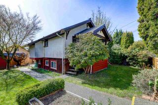 Photo 15: 449 E 8TH Street in North Vancouver: Central Lonsdale House for sale : MLS®# R2450124
