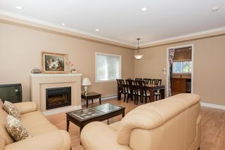 Photo 2: 3 7531 ST. ALBANS Road in Richmond: Brighouse South Townhouse for sale in "Krystal" : MLS®# R2392829