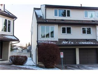 Photo 1: 14 1012 RANCHLANDS Boulevard NW in Calgary: Ranchlands House for sale : MLS®# C4092289