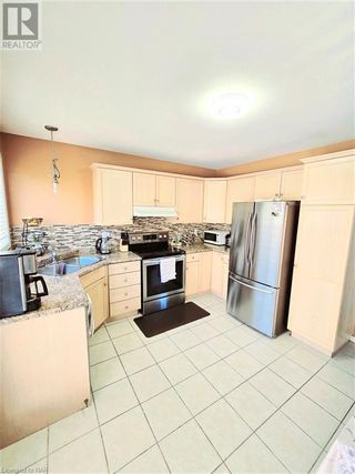 Photo 8: 7734 CORTINA Crescent in Niagara Falls: House for sale : MLS®# 40562372