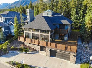 Photo 1: 228 Benchlands Terrace: Canmore Detached for sale : MLS®# A1082157