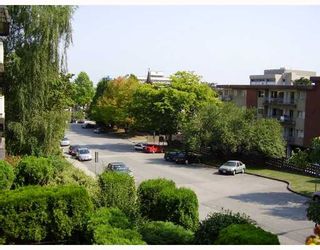 Photo 10: 207 331 KNOX Street in New Westminster: Sapperton Condo for sale in "WESTMOUNT ARMS" : MLS®# V798218