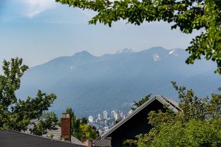 Photo 25: 1021 SEMLIN Drive in Vancouver: Grandview Woodland House for sale (Vancouver East)  : MLS®# R2786552