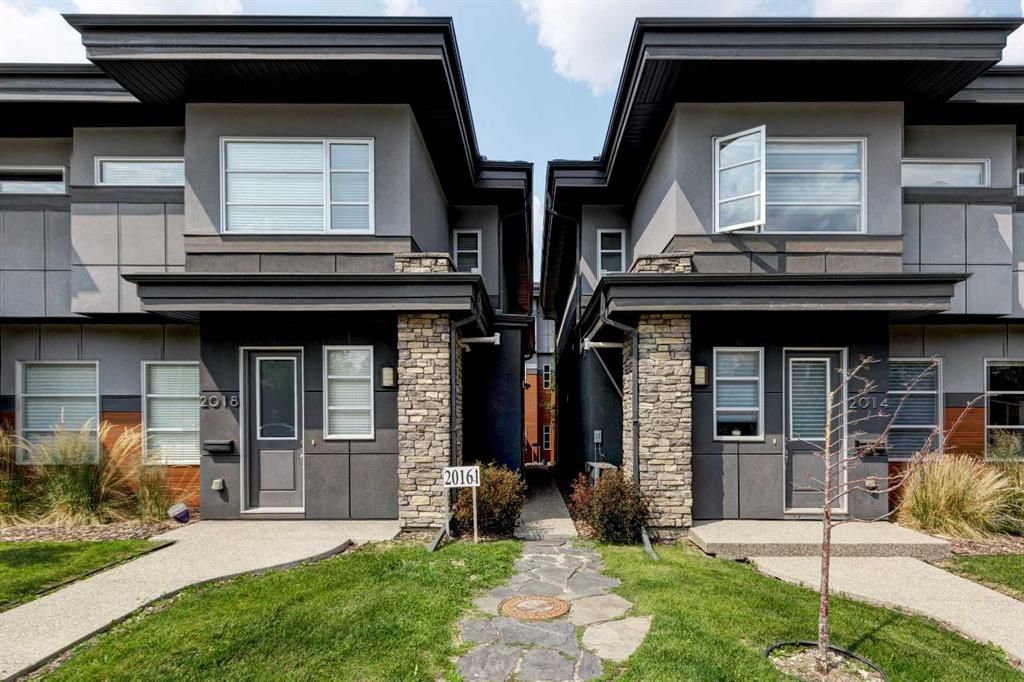Main Photo: 3 2016 35 Avenue SW in Calgary: Altadore Row/Townhouse for sale : MLS®# A2061841