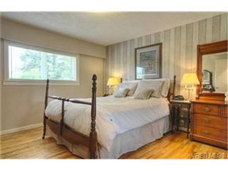 Photo 5:  in VICTORIA: SE Gordon Head House for sale (Saanich East)  : MLS®# 442900