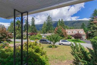 Photo 3: 1071 RUTHINA Avenue in North Vancouver: Canyon Heights NV House for sale : MLS®# R2128888