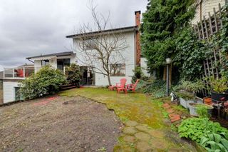 Photo 18: 1982 WILTSHIRE Avenue in Coquitlam: Cape Horn House for sale : MLS®# R2045669