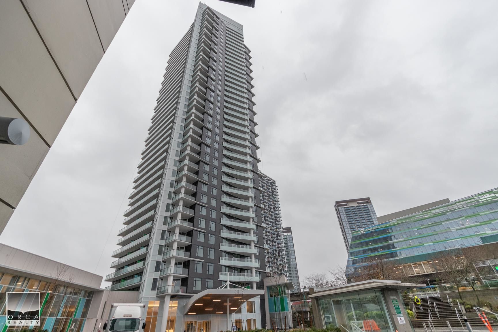 Main Photo: 505 9887 WHALLEY Boulevard in Surrey: Whalley Condo for sale (North Surrey)  : MLS®# R2643596