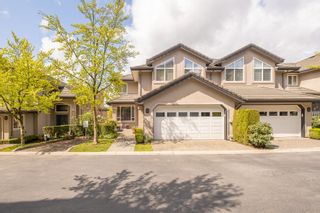 Photo 1: 24 688 CITADEL Drive in Port Coquitlam: Citadel PQ Townhouse for sale in "CITADEL POINTE" : MLS®# R2680977