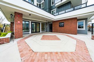 Photo 1: 3515 2180 KELLY Avenue in Port Coquitlam: Central Pt Coquitlam Condo for sale in "MONTROSE SQUARE" : MLS®# R2870386