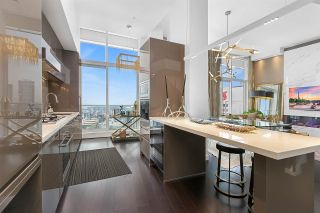 Photo 2: PH2 777 RICHARDS Street in Vancouver: Downtown VW Condo for sale in "Telus Garden" (Vancouver West)  : MLS®# R2429088