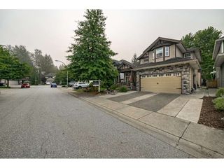 Photo 2: 21654 93 Avenue in Langley: Walnut Grove House for sale : MLS®# R2498197