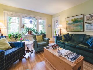 Photo 2: 6192 LARCH Street in Vancouver: Kerrisdale House for sale (Vancouver West)  : MLS®# R2416287