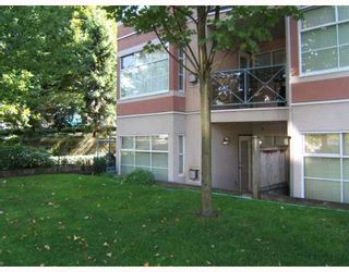 Photo 2: 106 2388 TRIUMPH Street in Vancouver: Hastings Condo for sale in "ROYAL ALEXANDRIA" (Vancouver East)  : MLS®# V734998