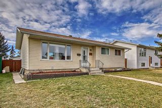Photo 2: 1120 Penrith Crescent SE in Calgary: Penbrooke Meadows Detached for sale : MLS®# A2092966