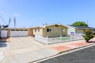 Photo 1: CLAIREMONT House for sale : 3 bedrooms : 7061 Arillo St in San Diego