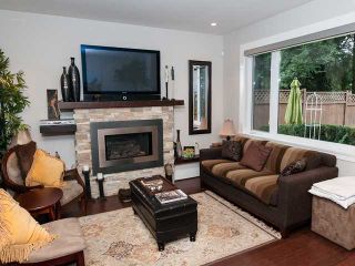Photo 1: 352 E 3RD Street in North Vancouver: Lower Lonsdale Townhouse for sale in "PARKS ON THIRD" : MLS®# V936656