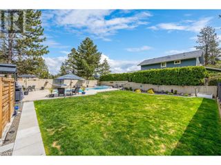 Photo 10: 1047 Cascade Place in Kelowna: House for sale : MLS®# 10310727