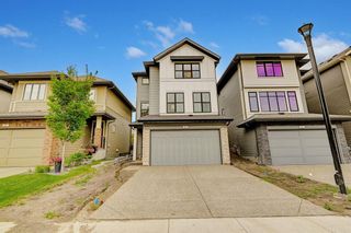 Main Photo: 33 Shawnee Green SW in Calgary: Shawnee Slopes Detached for sale : MLS®# A2025824