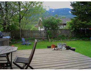 Photo 8: 41311 MEADOW Avenue: Brackendale 1/2 Duplex for sale in "Eagle Run" (Squamish)  : MLS®# V765116