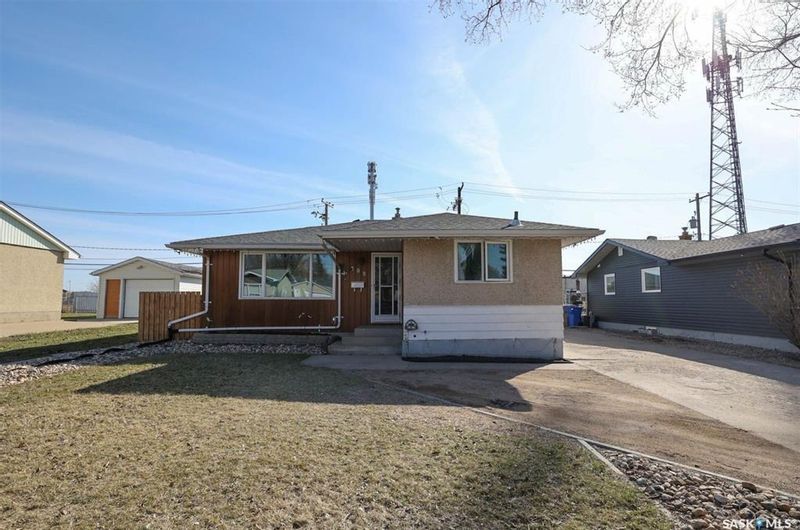 FEATURED LISTING: 309 COLDWELL Road Regina