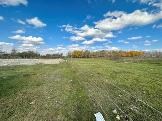 Photo 12: 29157 Sleeve Lake Road in Ashern: RM of Grahamdale Farm for sale (R19)  : MLS®# 202326935