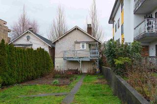 Photo 11: 1546 E 3RD Avenue in Vancouver: Grandview VE House for sale in "COMMERCIAL DRIVE" (Vancouver East)  : MLS®# R2037642