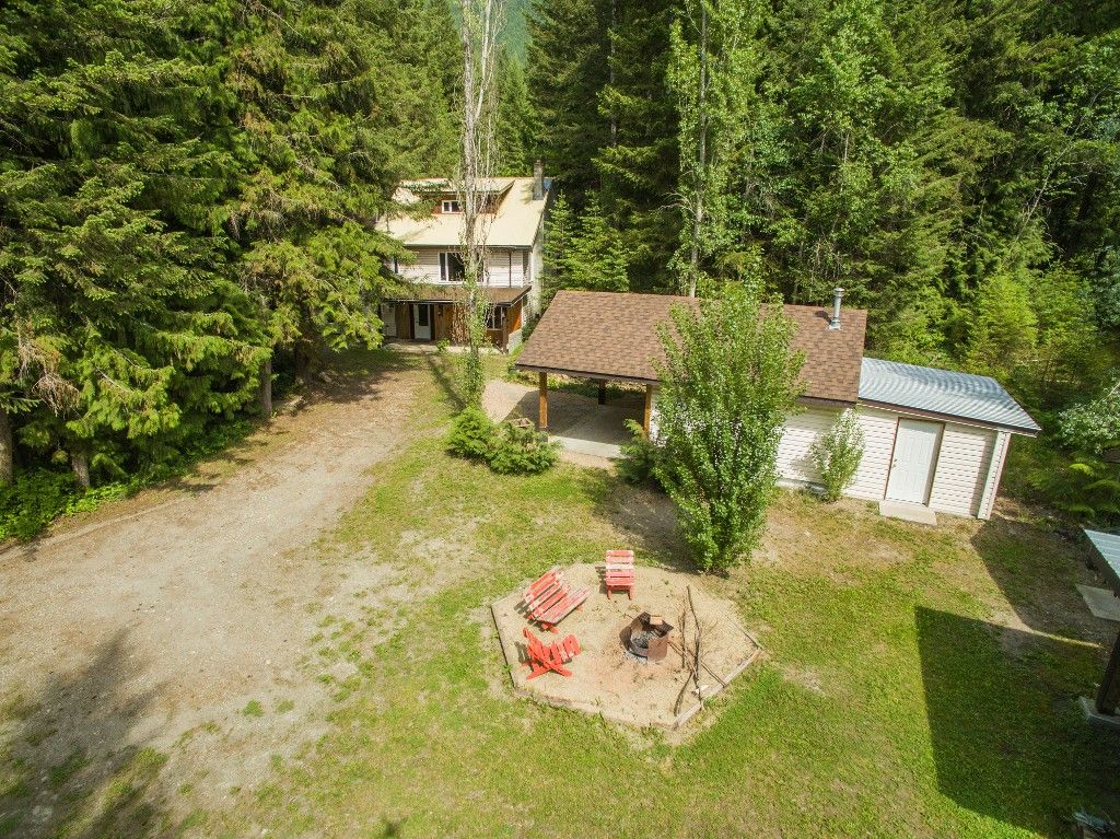 Main Photo: 3977 Myers Frontage Road: Tappen House for sale (Shuswap)  : MLS®# 10134417