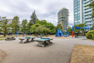 Photo 2: 305 6463 SILVER Avenue in Burnaby: Metrotown Condo for sale (Burnaby South)  : MLS®# R2715320