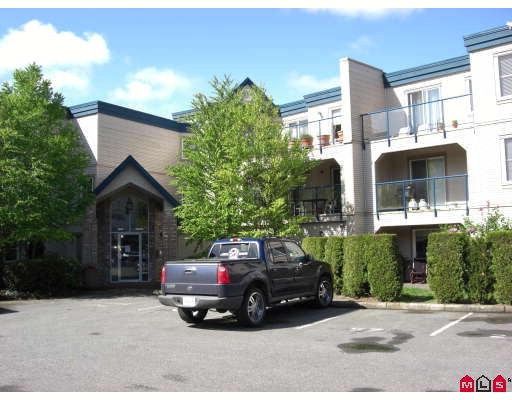 Main Photo: 110 45504 MCINTOSH Drive in Chilliwack: Chilliwack W Young-Well Condo for sale in "VISTA VIEW" : MLS®# H2802673