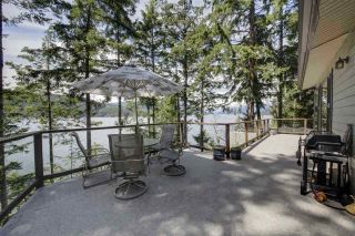 Photo 2: 6115 CORACLE DRIVE in Sechelt: Sechelt District House for sale (Sunshine Coast)  : MLS®# R2413571