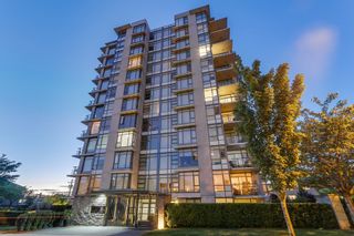 Photo 1: 703 1333 W 11TH Avenue in Vancouver: Fairview VW Condo for sale in "Sakura" (Vancouver West)  : MLS®# R2179532
