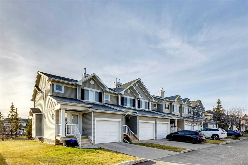 Main Photo: 141 Country Village Lane NE in Calgary: Country Hills Village Row/Townhouse for sale : MLS®# A2092268