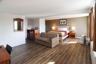 Photo 5: Motel for sale Drumheller Alberta: Commercial for sale : MLS®# A1219054