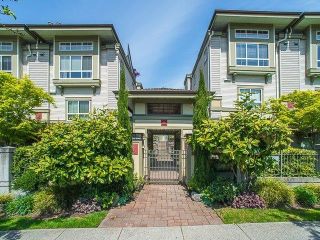 Main Photo: 35 2375 W BROADWAY Street in Vancouver: Kitsilano Townhouse for sale (Vancouver West)  : MLS®# R2886253