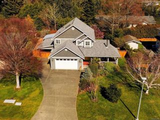 Photo 1: 7130 Francis Rd in Sooke: Sk Whiffin Spit House for sale : MLS®# 958003