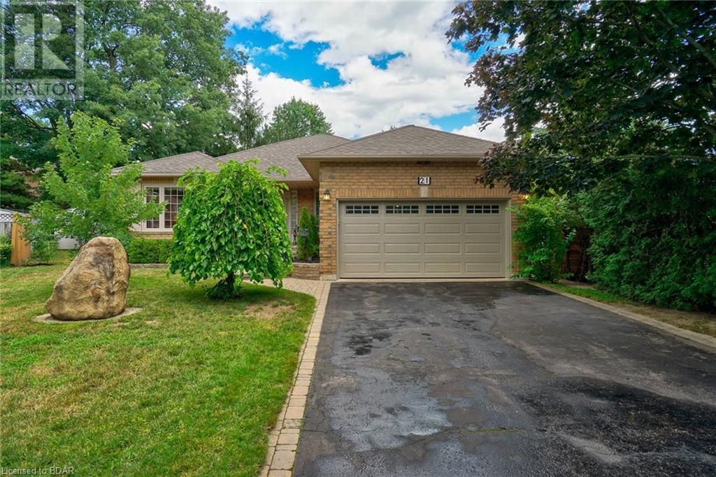Main Photo:  in Barrie: House for sale