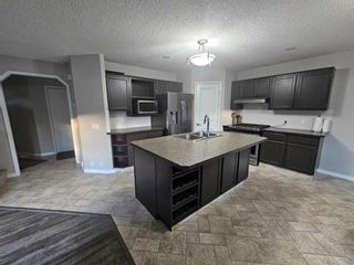 Photo 6: 3 Riverwood Close SE in Calgary: Riverbend Detached for sale : MLS®# A2143704