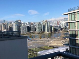 Photo 4: 1505 1833 CROWE Street in Vancouver: False Creek Condo for sale in "FOUNDARY" (Vancouver West)  : MLS®# R2335673