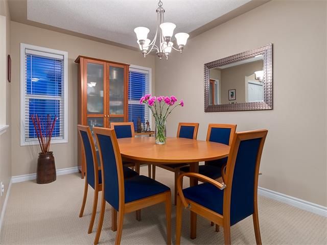 Photo 19: Photos: 40 COUGARSTONE Manor SW in Calgary: Cougar Ridge House for sale : MLS®# C4087798
