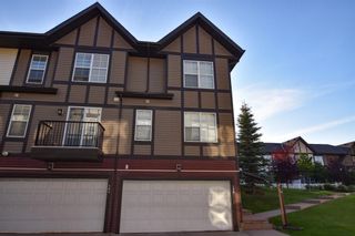 Photo 3: 166 New Brighton Villas SE in Calgary: New Brighton Row/Townhouse for sale : MLS®# A1244822