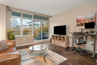 Photo 3: 410 1661 ONTARIO Street in Vancouver: False Creek Condo for sale in "Sails - Village On False Creek" (Vancouver West)  : MLS®# R2833054