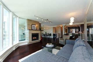 Photo 2: 2405 1128 Quebec Street in The National at Citygate: Mount Pleasant VE Home for sale () 
