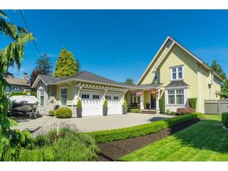 Photo 1: 8848 WRIGHT Street in Langley: Fort Langley House for sale in "Fort Langley" : MLS®# R2478172