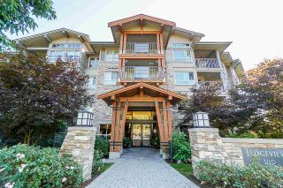 Photo 1: 206 3110 DAYANEE SPRINGS Boulevard in Coquitlam: Westwood Plateau Condo for sale in "LEDGEVIEW" : MLS®# R2498071